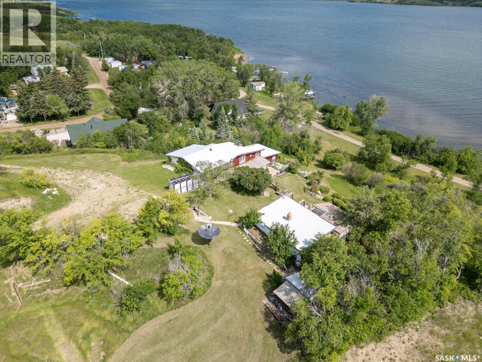 Property Photo:  120 North Haven Drive  SK S0H 2X0 