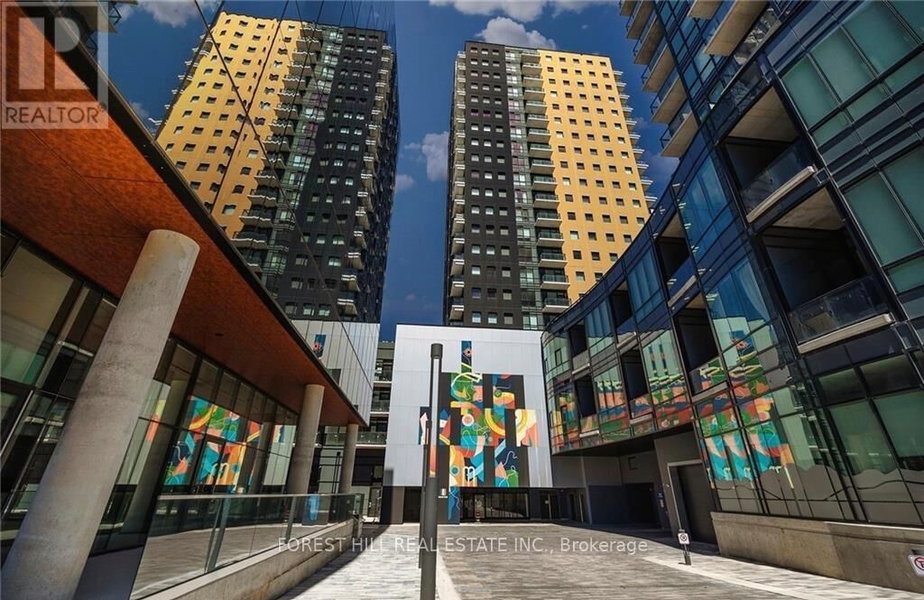 Property Photo:  104 Garment Street 1602  ON N2G 0C8 