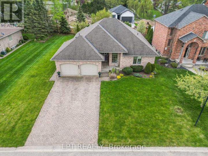 Property Photo:  164 Abagail Street  ON N7G 4H4 