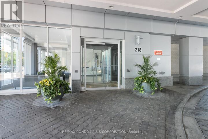 Property Photo:  218 Queens Quay West 2611  ON M5J 2Y6 