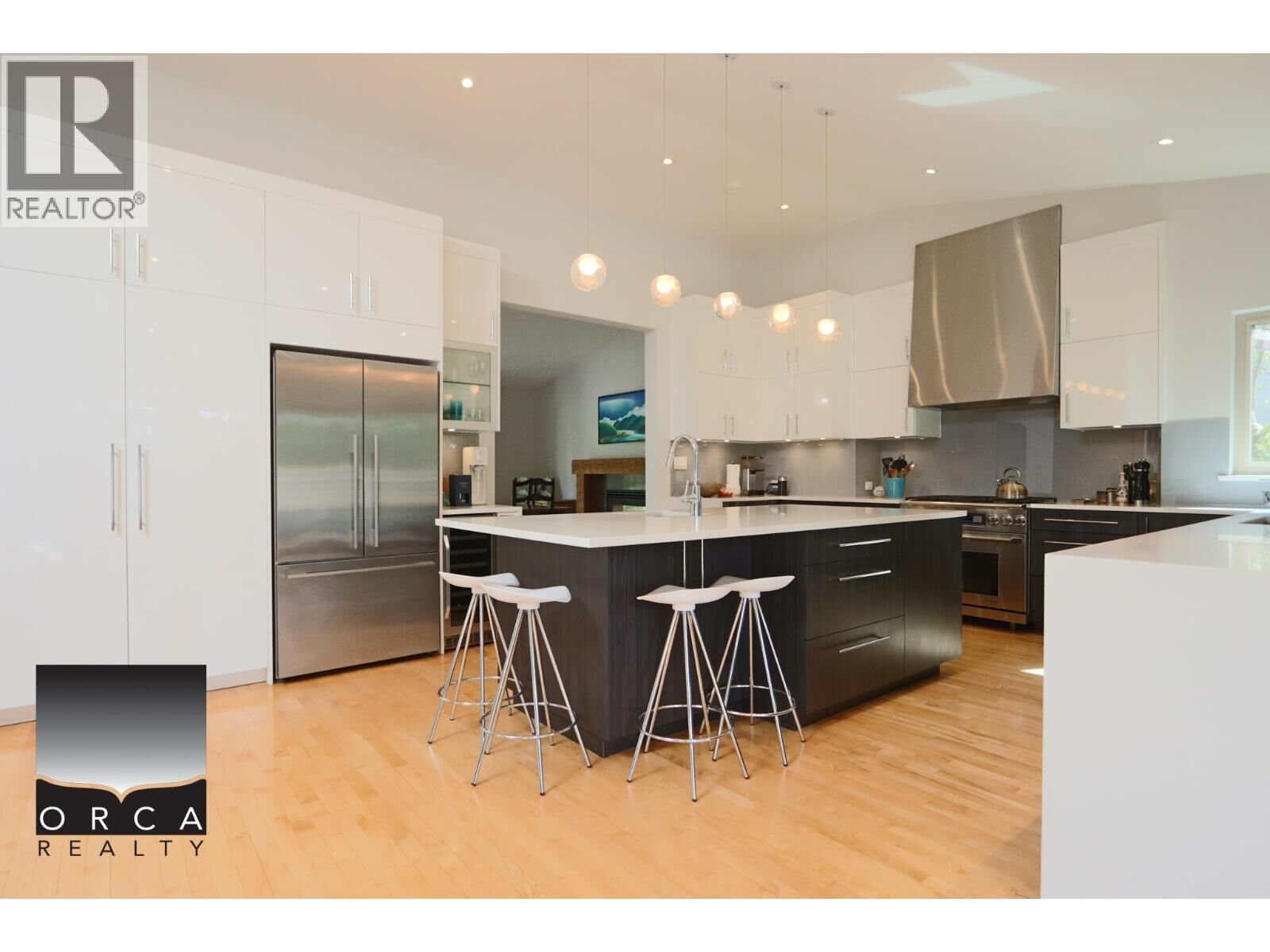 Property Photo:  3685 Sunnycrest Drive  BC V7R 3C5 