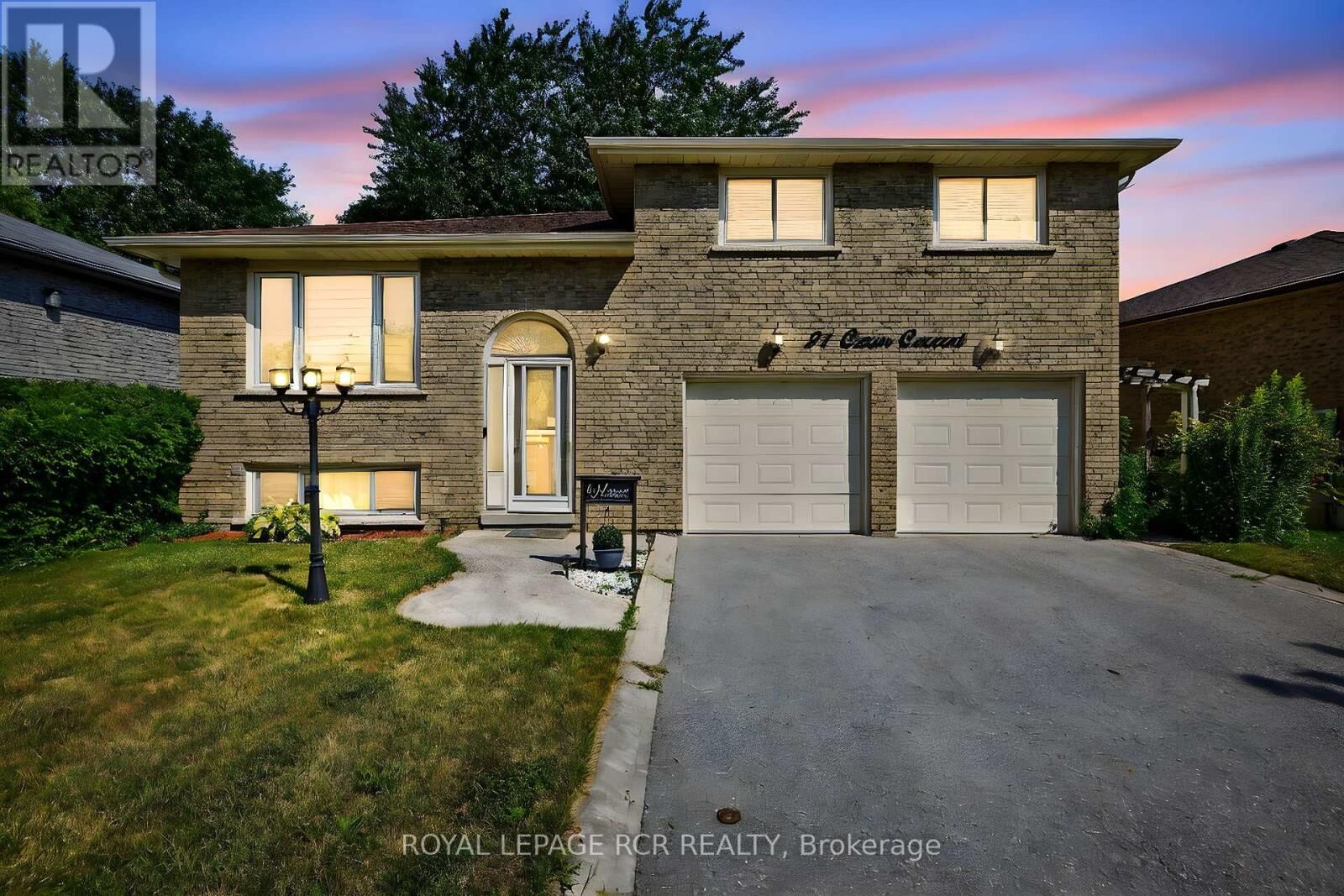 Property Photo:  21 Crown Crescent  ON L3Z 2M7 