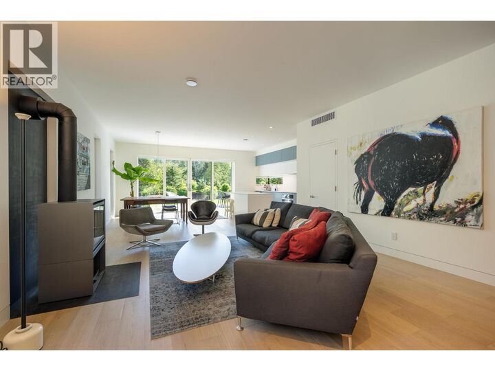 Property Photo:  6187 Eagle Drive  BC V8E 0C6 