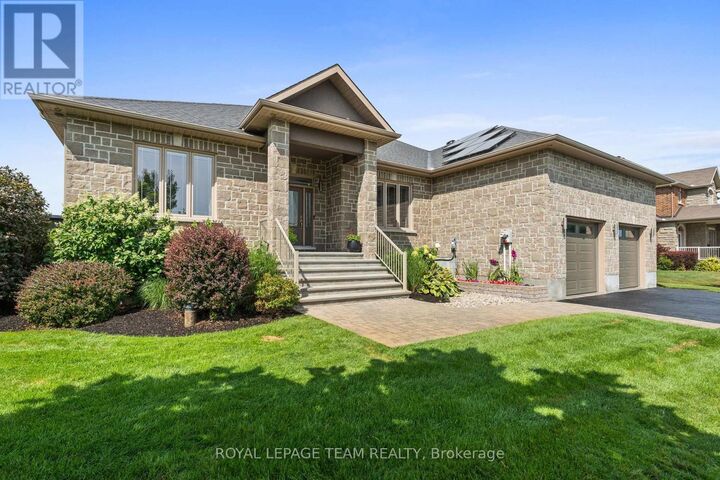 Property Photo:  6935 Still Meadow Way  ON K4P 0C9 
