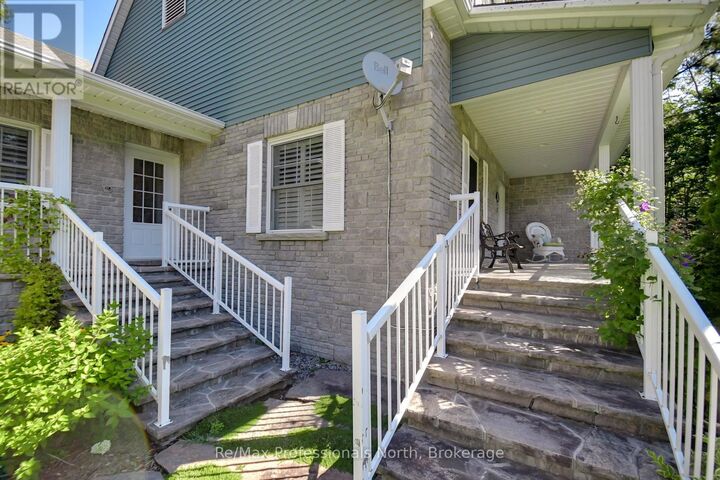 Property Photo:  160 Tiffany Trail  ON P1P 1A6 