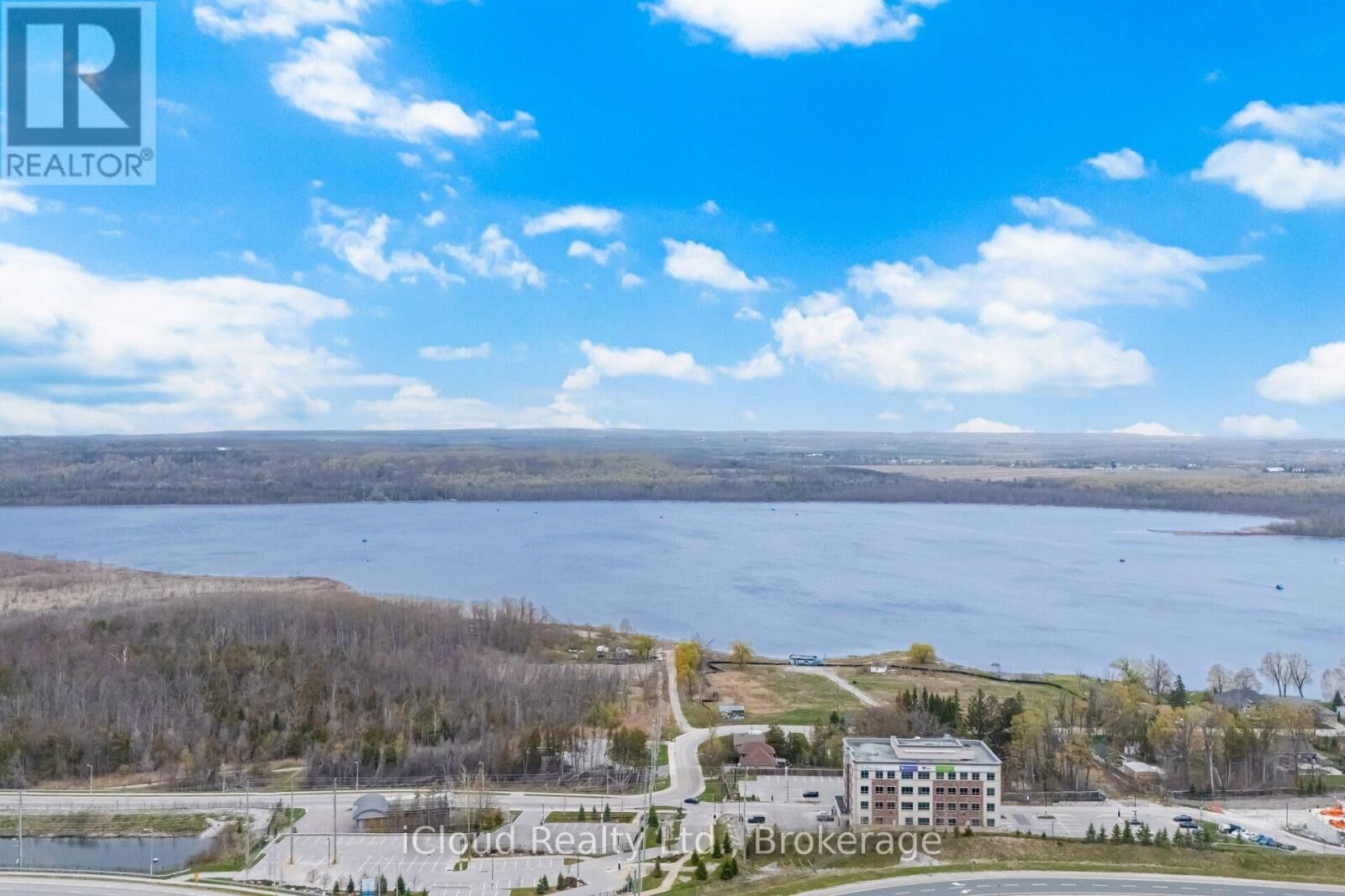 Property Photo:  295 Cundles Road East 208  ON L4M 0K8 