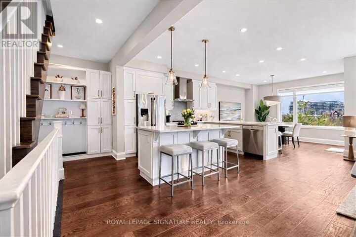 Property Photo:  3042 Creekshore Common 19  ON L6M 0Y6 