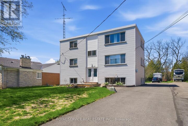 Property Photo:  80 Princess Street  ON L1A 2R1 