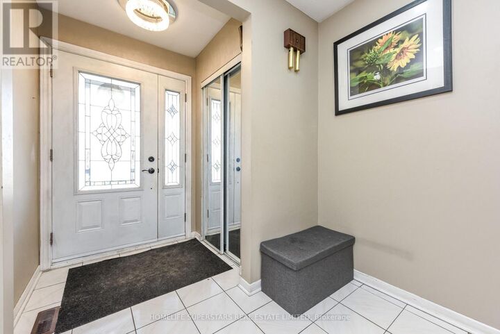 Property Photo:  3280 Clara Drive  ON L4T 2C7 
