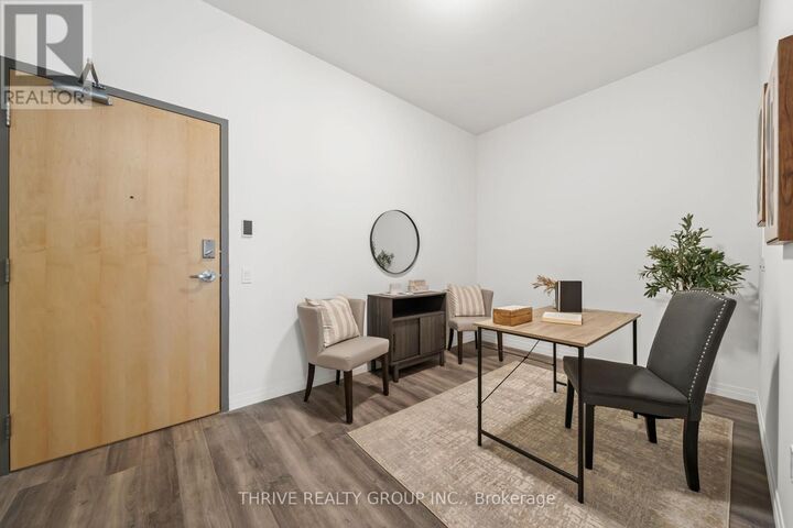 Property Photo:  373 Hill Street 402  ON N6B 1E3 