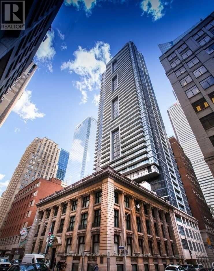 Property Photo:  70 Temperance Street 1909  ON M5H 4E8 