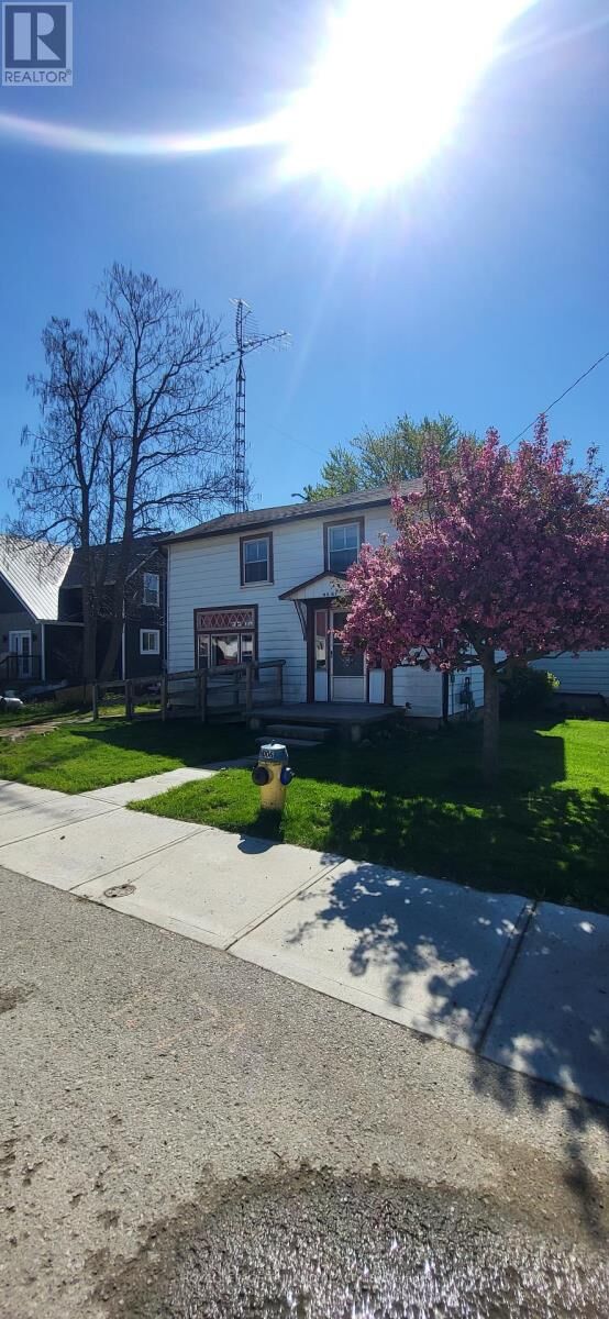 Property Photo:  6561 Longwoods Road  ON N0L 1T0 