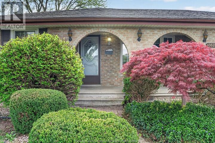 Property Photo:  10626 Keating Crescent  ON N8R 1T5 
