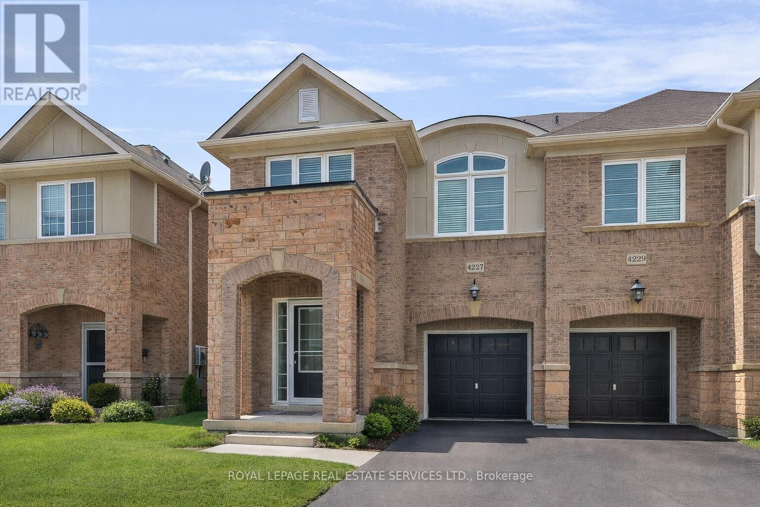 Property Photo:  4227 Cole Crescent  ON L7M 0M7 