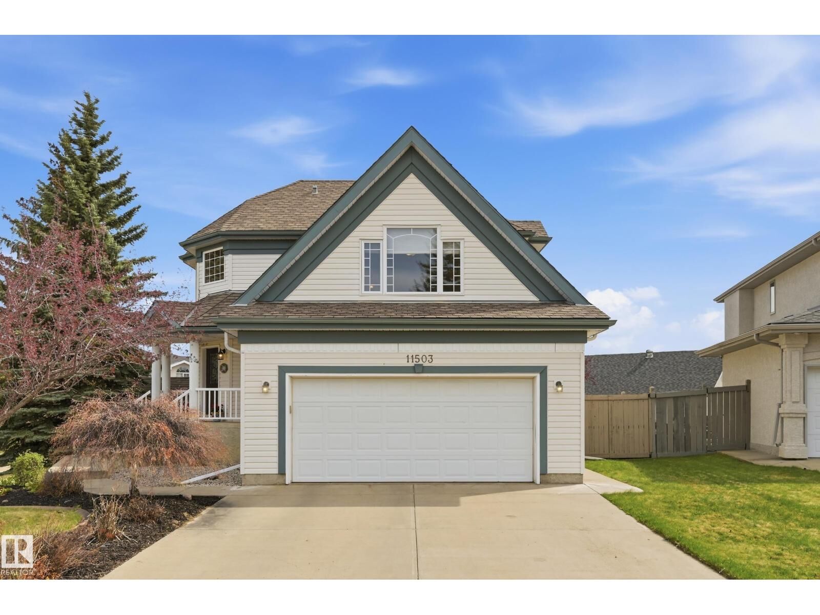 Property Photo:  11503 10 Av NW  AB T6J 6Y2 