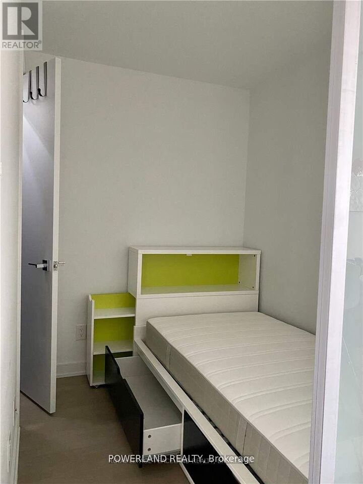 Property Photo:  57 St Joseph Street 1318  ON M5S 0C5 