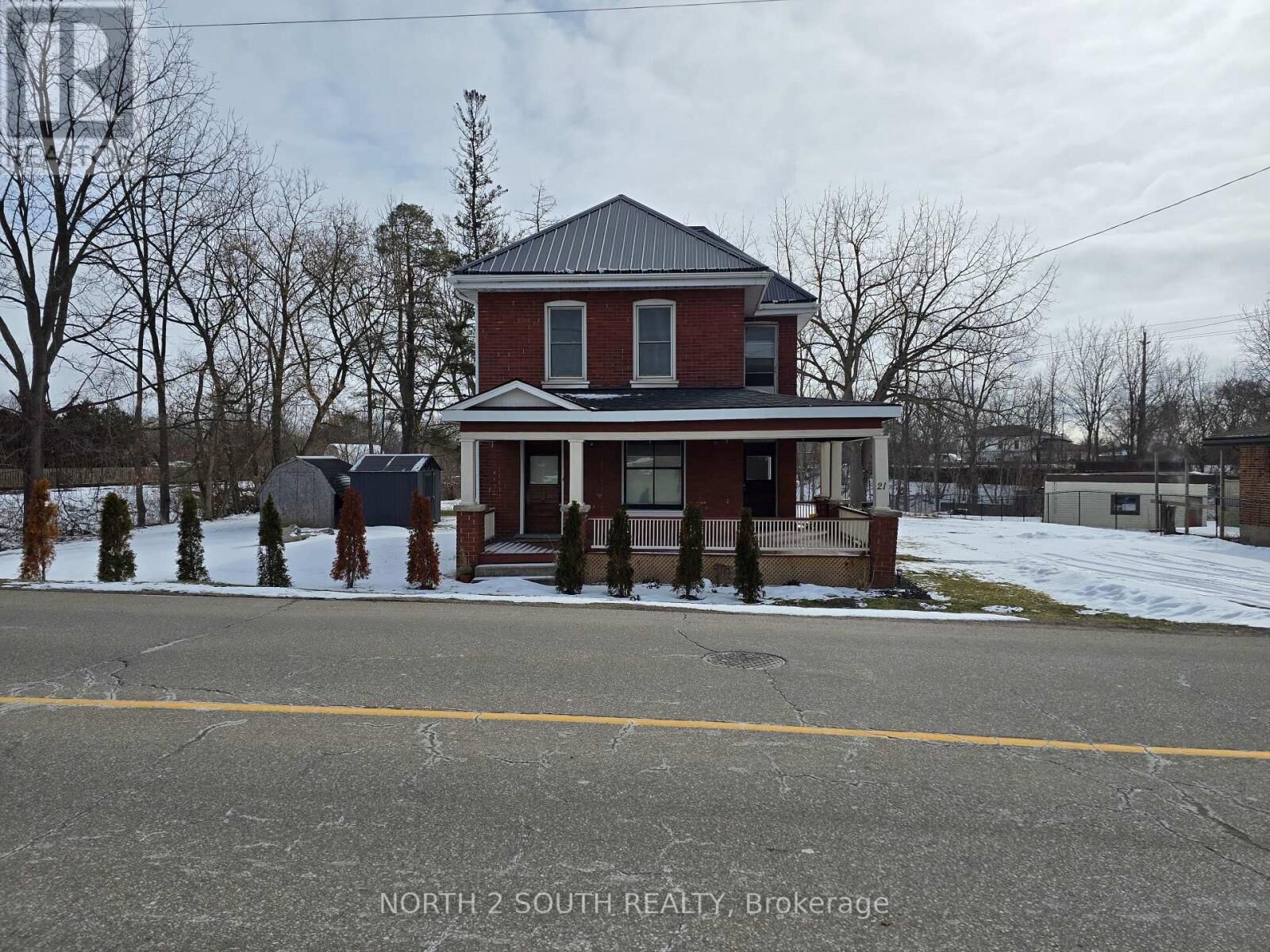 Property Photo:  21 Johnson Road  ON N3S 7E8 