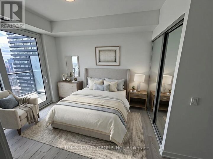 Property Photo:  634 Church Street 3909  ON M4Y 0G9 