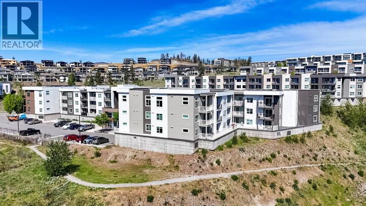 Property Photo:  625 Academy Way 223  BC V1V 0E3 