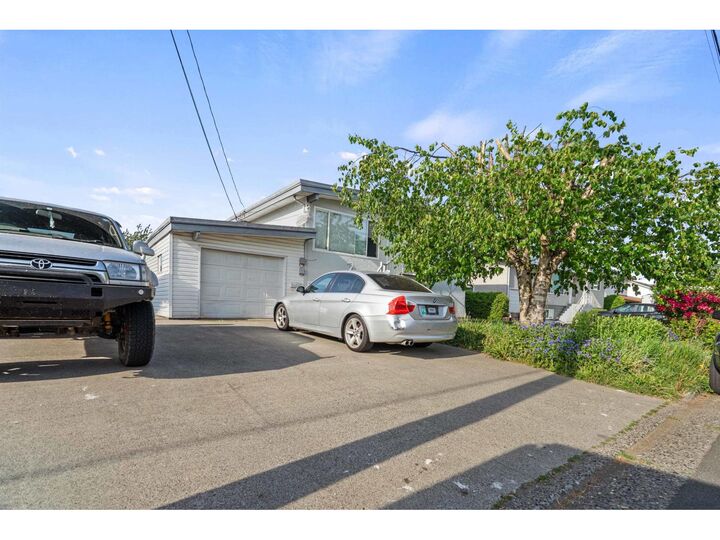 Property Photo:  46637 Andrews Avenue  BC V2P 2H9 