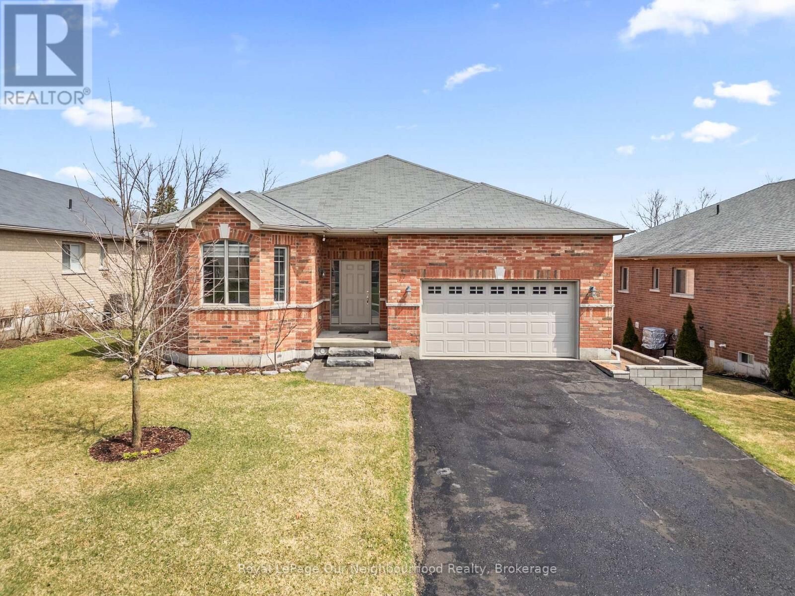 Property Photo:  17 Old Trafford Drive  ON K0L 1Y0 