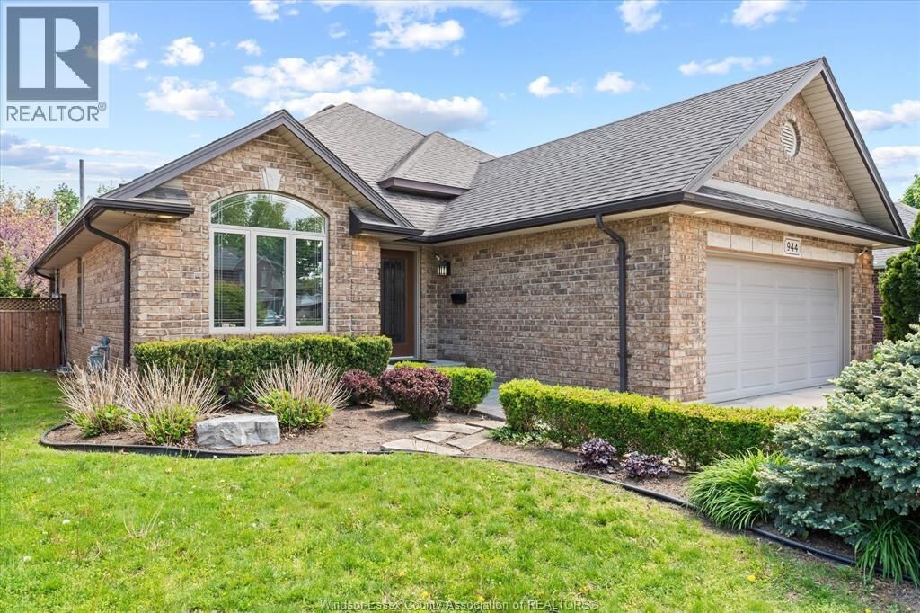 Property Photo:  944 Thompson  ON N8S 2G8 