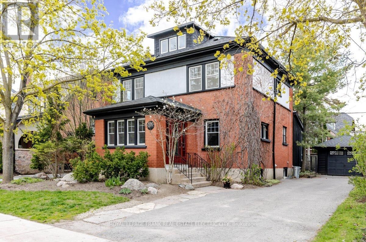 Property Photo:  520 Homewood Avenue  ON K9H 2N3 