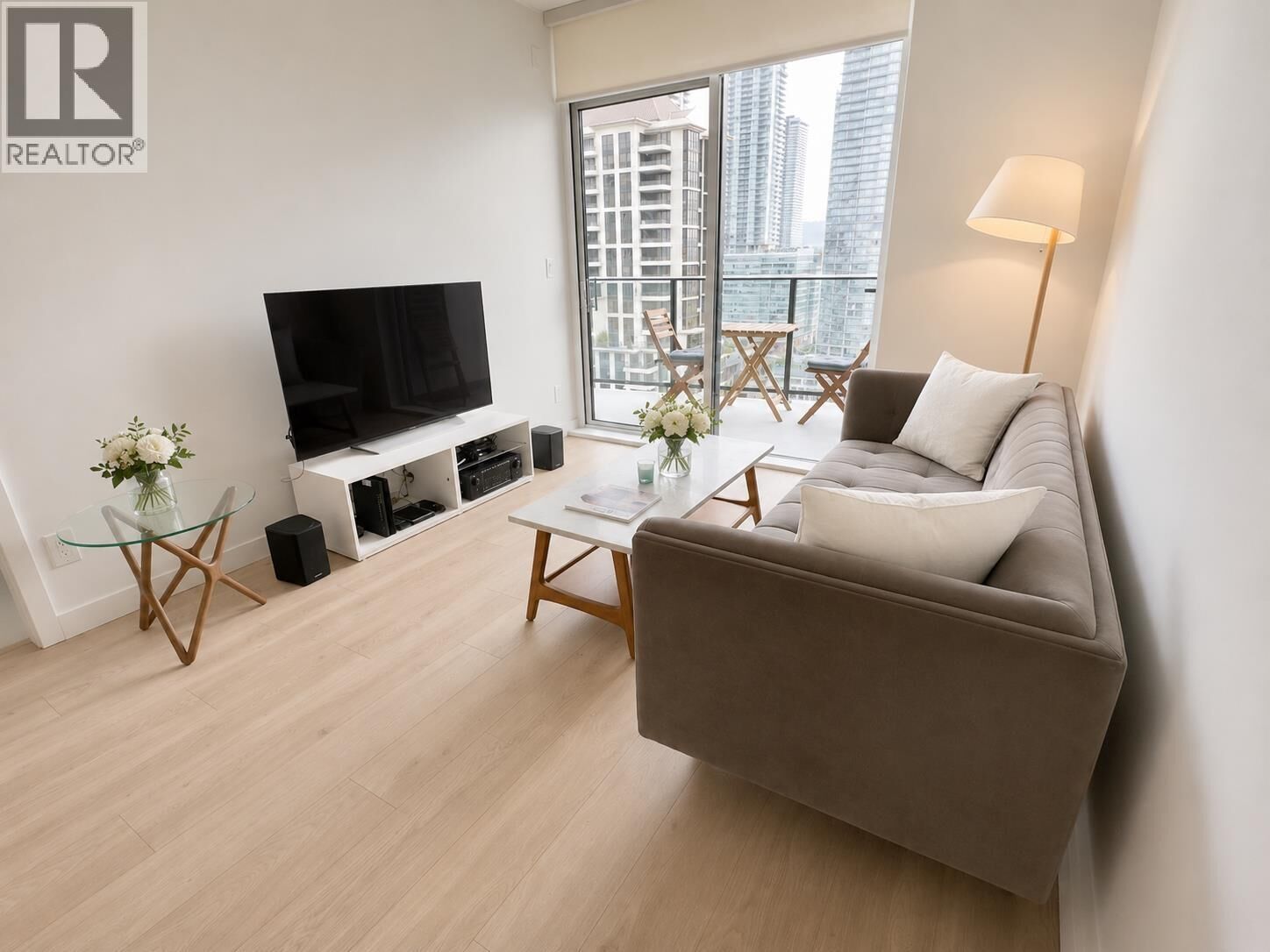 Property Photo:  2181 Madison Avenue 2407  BC V5C 0N4 