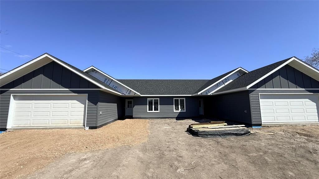 Property Photo: 219 Lake Street South MB R0M 0M0