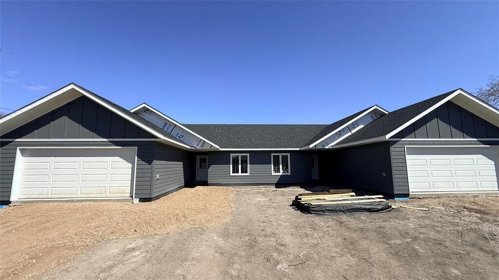 Property Photo: 219 Lake Street South MB R0M 0M0