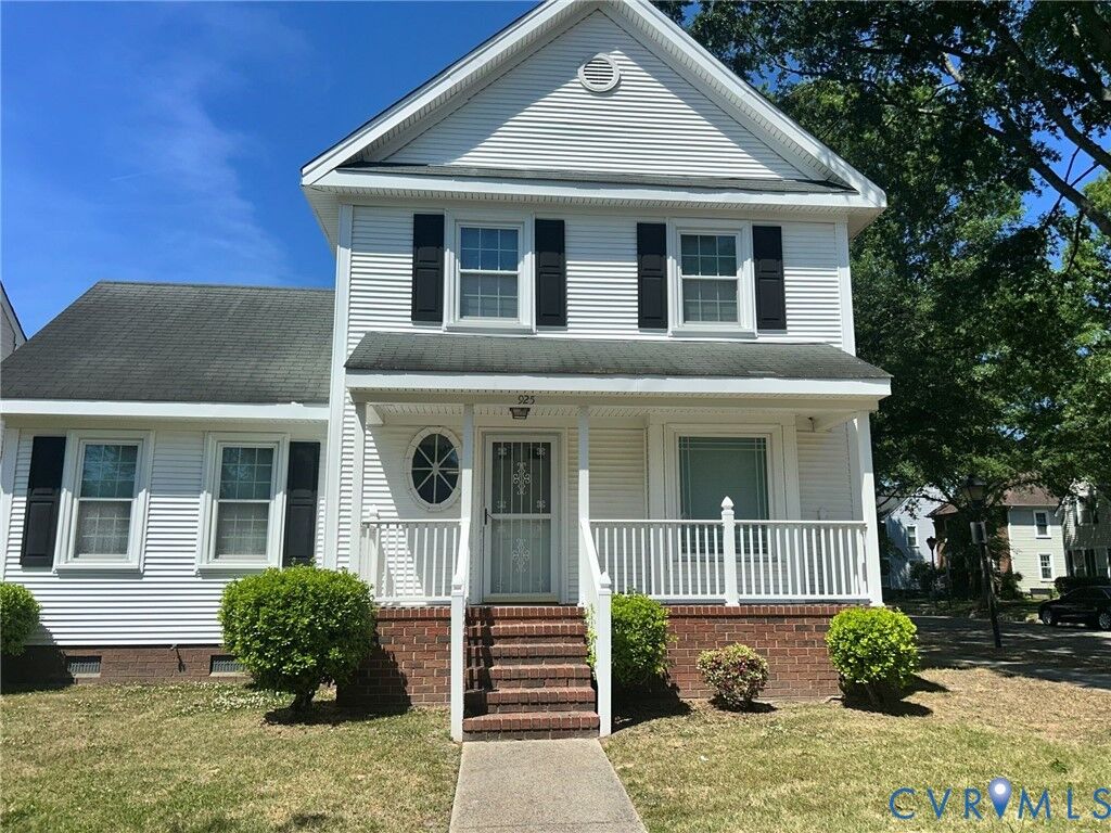 Property Photo:  925 Merrimac Avenue  VA 23504 