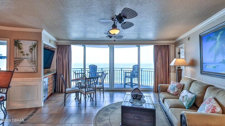 Property Photo: 2625 S Atlantic Avenue 10ne FL 32118