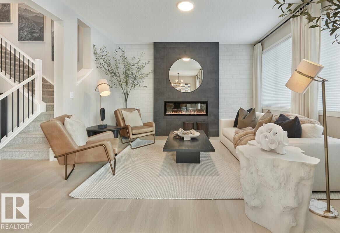 Property Photo:  17519 7 Street NE  AB T5Y 4K3 