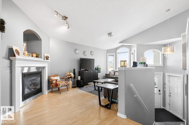 Property Photo:  13419 140 Avenue NW  AB T6V 1W4 
