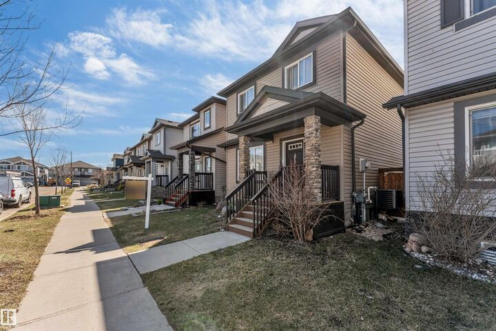 Property Photo:  1536 21 Street NW  AB T6T 2B7 