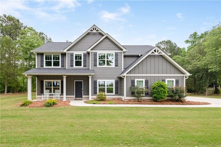 Property Photo:  719 Fairview Road  GA 30205 