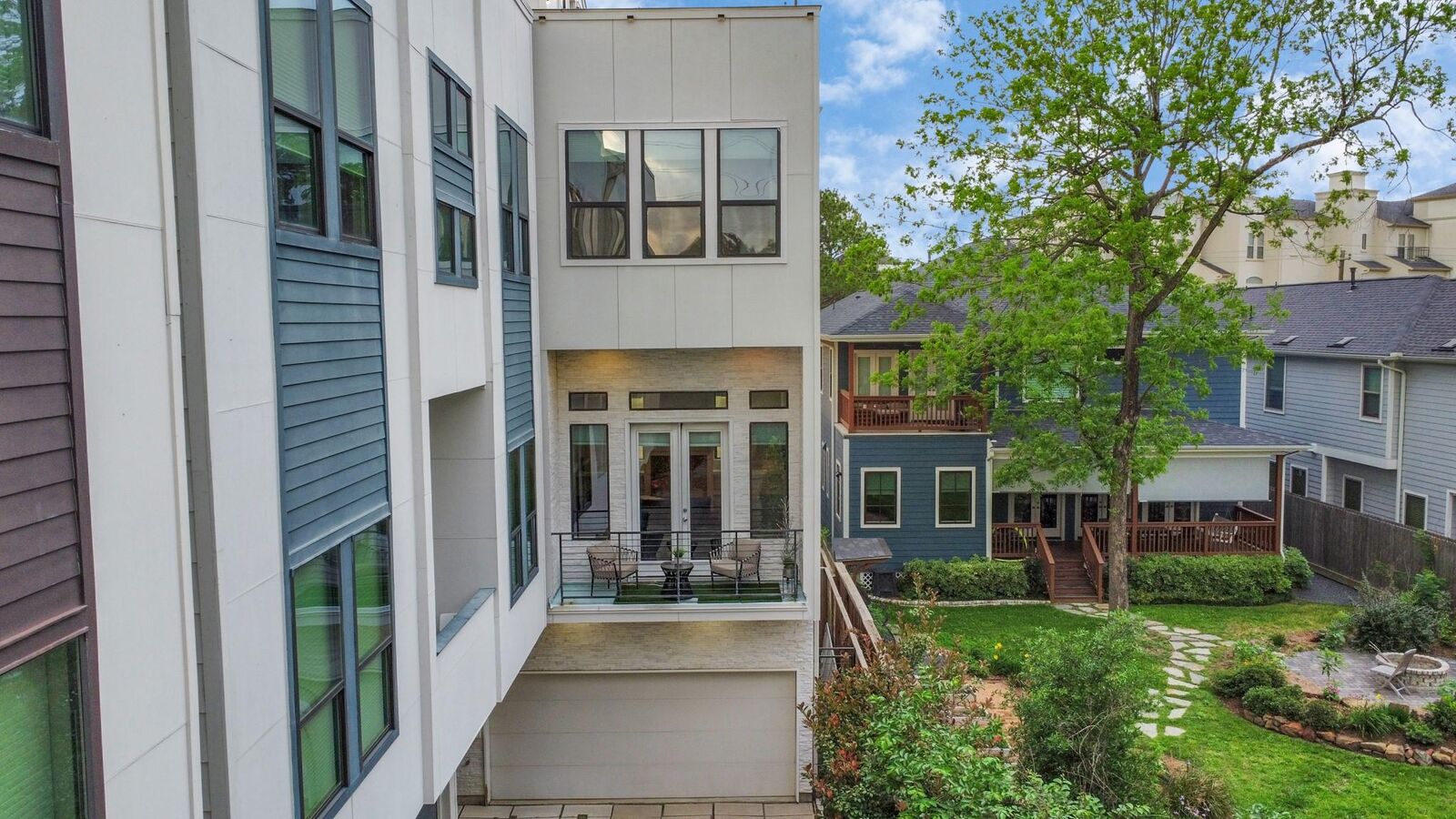 Property Photo:  1705 Dunlavy Street A  TX 77006 