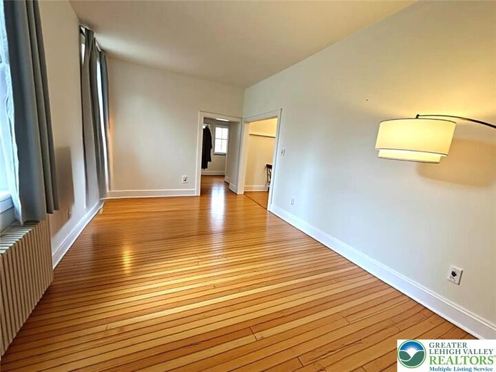 Property Photo:  118 Delaware  PA 18077 