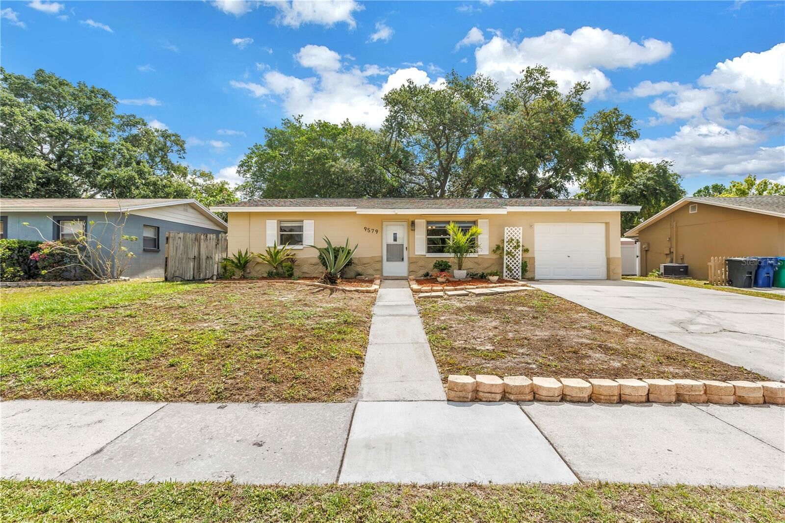 Property Photo:  9579 Golden Grove Street  FL 33772 