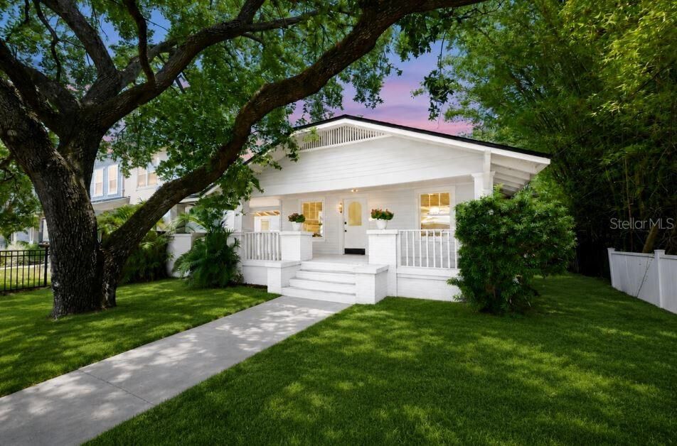 Property Photo:  902 W Columbus Drive  FL 33602 