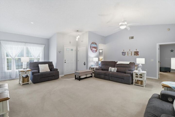 Property Photo: 4155 N Lee Street FL 34465