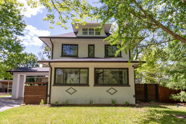 Property Photo:  3118 E Fall Creek Parkway North Drive  IN 46205 