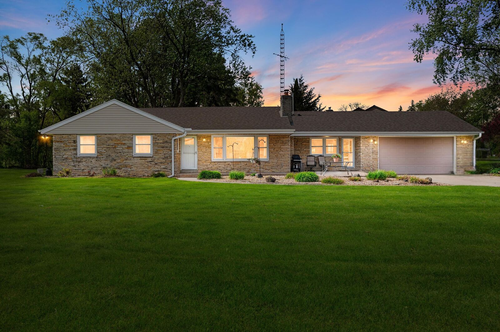 Property Photo:  12610 W St. Mary'S Dr  WI 53151 
