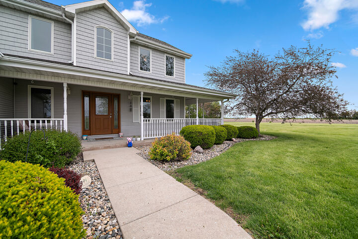 Property Photo: 17709 W State Rte 17 IL 60961
