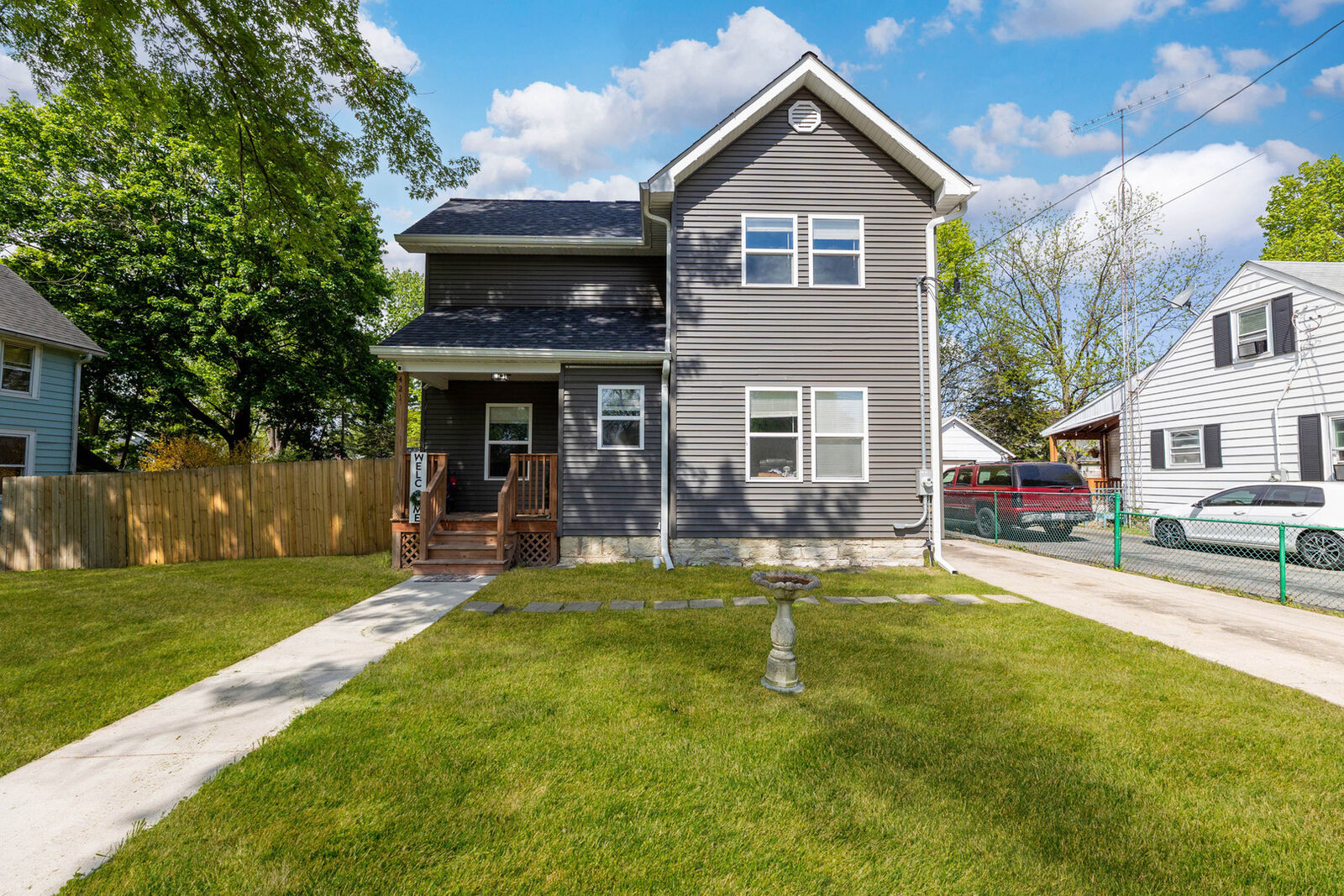 Property Photo:  421 De Kalb Street  IL 60548 