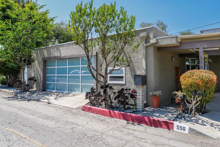 Property Photo:  556 Alta Vista Avenue  CA 91030 