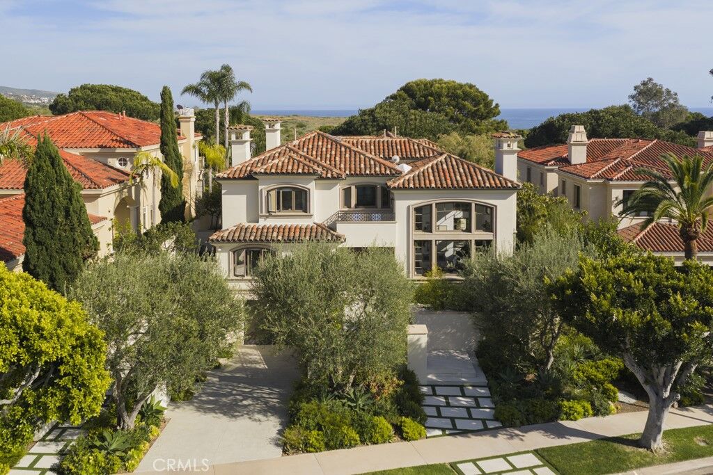 Property Photo: 10 Pelican Point CA 92657