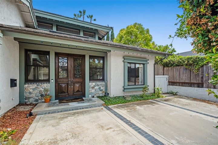 Property Photo: 1815 Kinglet Court CA 92626