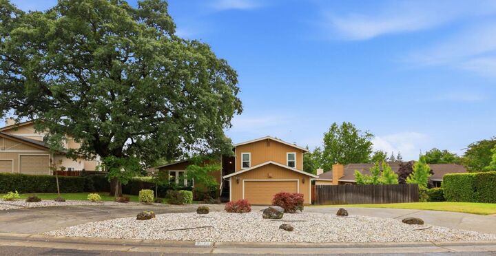 Property Photo:  9872 NE Oakplace  CA 95630 