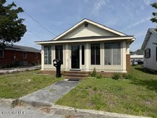 Property Photo: 407 Craven Street NC 28516